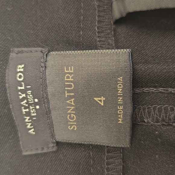 🖤 Ann Taylor Signature Black Ankle Dress Pants Size 4 Tailored Work - Picture 12 of 16